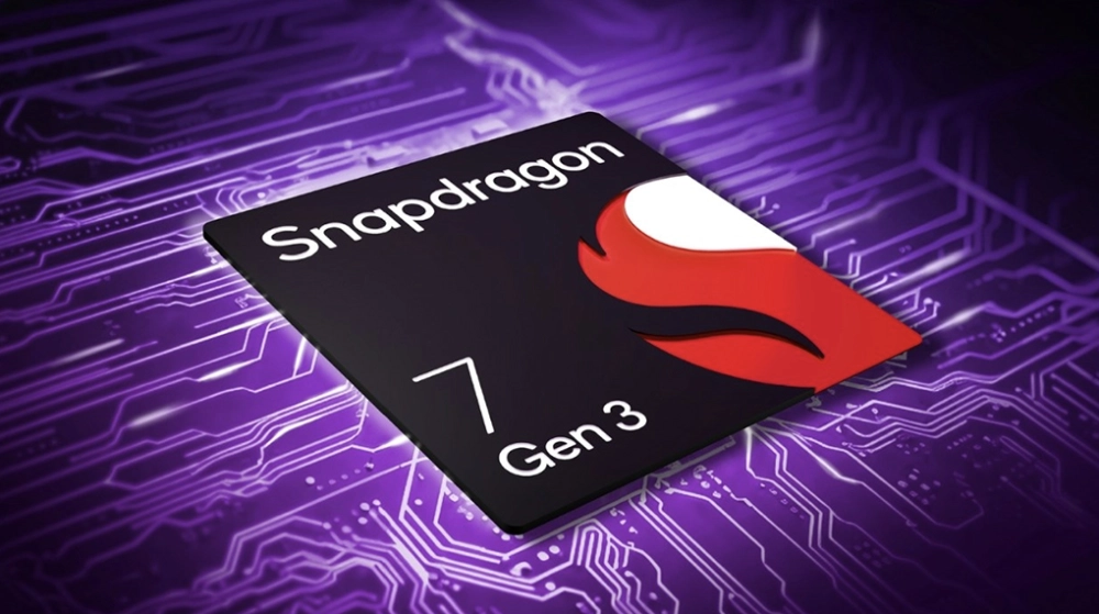 Vivo V30 với chip Snapdragon 7 Gen 3 và RAM 12GB.